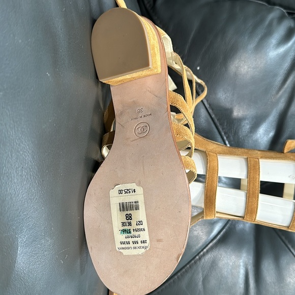 Chanel Gladiator Summer Strap Flat color Beige-Helens Chanel size 8D-38 - Picture 8 of 10